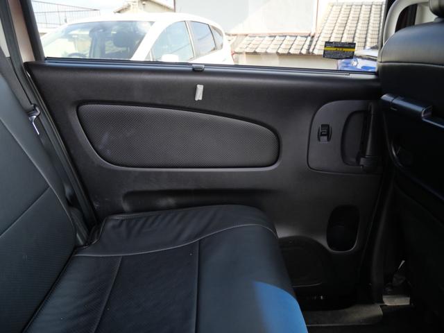 セレナ ハイウェイスター　Ｖセレ＋セーフティＩＩ　ＳＨＶ　両側電動スライドドア　インテリジェントキー　プッシュスタート　ナビ　フルセグ　アラウンドビューモニター　オートエアコン　ＥＴＣ　レーンキープサポート（24枚目）