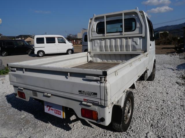 キャリイトラック ＫＣエアコン・パワステ　セレクト４ＷＤ車　エアコン　パワーステアリング　三方開　ラジオ　荷台マット　ライトレベル調節（8枚目）