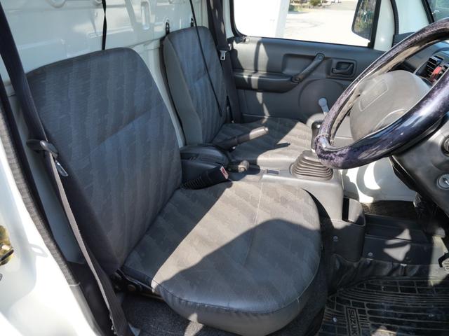 キャリイトラック ＫＣエアコン・パワステ　セレクト４ＷＤ車　エアコン　パワーステアリング　三方開　ラジオ　荷台マット　ライトレベル調節（29枚目）