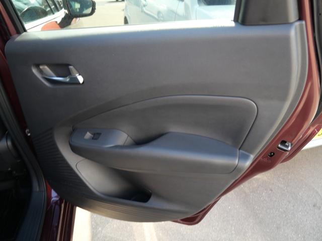 ノート Ｘ　ナビ　フルセグ　アラウンドビューモニター　インテリジェントキー　プッシュスタート　ＵＳＢポート　パワーウィンドウ　パワーステアリング（25枚目）