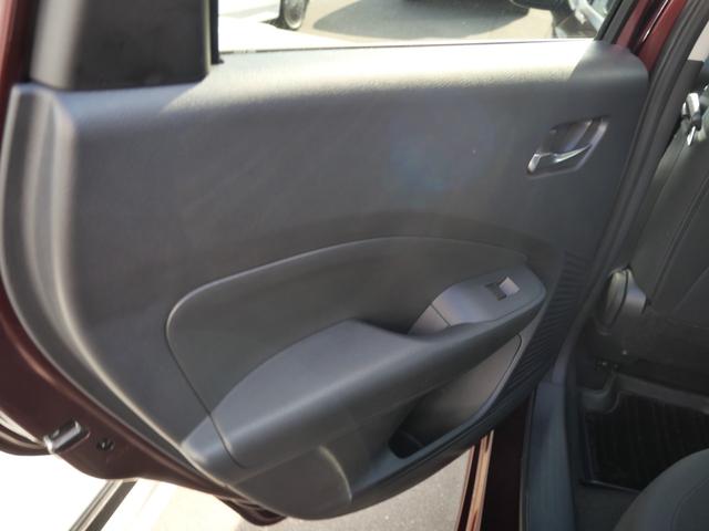 ノート Ｘ　ナビ　フルセグ　アラウンドビューモニター　インテリジェントキー　プッシュスタート　ＵＳＢポート　パワーウィンドウ　パワーステアリング（27枚目）