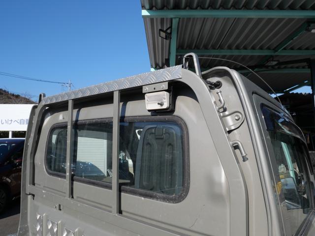 キャリイトラック 農繁スペシャル　セレクト４ＷＤ車　エアコン　パワーステアリング　パワーウィンドウ　Ｗエアバッグ　ラジオ　キーレスエントリー　荷台アルミガード　荷台マット　ブレーキサポート（14枚目）