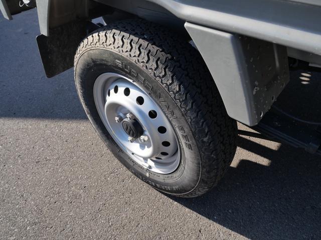 キャリイトラック 農繁スペシャル　セレクト４ＷＤ車　エアコン　パワーステアリング　パワーウィンドウ　Ｗエアバッグ　ラジオ　キーレスエントリー　荷台アルミガード　荷台マット　ブレーキサポート（18枚目）
