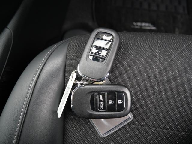 ヴェゼル e:HEV Z スマートキー プッシュスタート ナビ バックモニター フルセグ ETC オートリアゲート パーキングセンサー トラクションコントロール(9枚目)