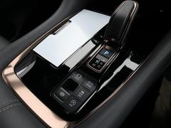 オイル・エレメント他各部点検を行い、しっかり整備を行った上でお車を納車します。 6