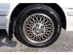 オイル・エレメント他各部点検を行い、しっかり整備を行った上でお車を納車します。 3