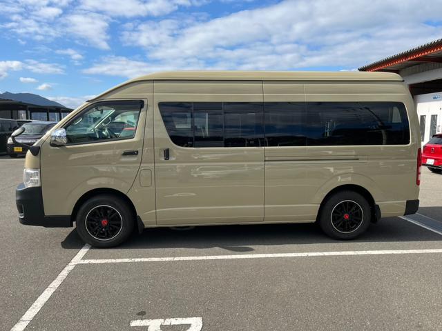 ハイエースコミューター スーパーロングＧＬ　１５人乗り・１０人乗りでも登録可（9枚目）