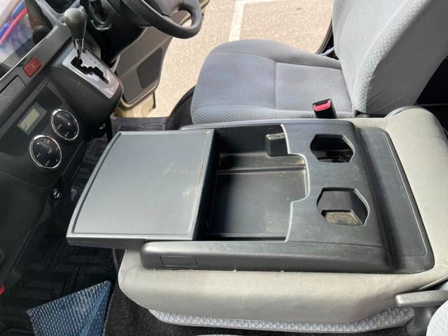 ハイエースコミューター スーパーロングＧＬ　１５人乗り・１０人乗りでも登録可（13枚目）