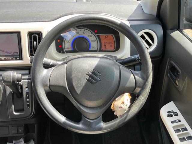 アルト Ｓ　ＥＴＣ　ナビ　ＴＶ　キーレスエントリー　アイドリングストップ　電動格納ミラー　シートヒーター　ＣＶＴ　盗難防止システム　ＡＢＳ　ＥＳＣ　ＣＤ　ＤＶＤ再生　ＵＳＢ　アルミホイール　衝突安全ボディ（3枚目）