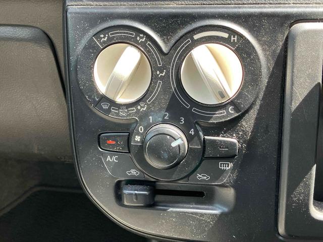 アルト Ｓ　ＥＴＣ　ナビ　ＴＶ　キーレスエントリー　アイドリングストップ　電動格納ミラー　シートヒーター　ＣＶＴ　盗難防止システム　ＡＢＳ　ＥＳＣ　ＣＤ　ＤＶＤ再生　ＵＳＢ　アルミホイール　衝突安全ボディ（5枚目）