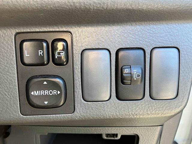 ムーヴラテ クールＶＳ　ＥＴＣ　バックカメラ　ナビ　ＴＶ　オートクルーズコントロール　スマートキー　電動格納ミラー　ベンチシート　ＡＴ　盗難防止システム　ＣＤ　ＤＶＤ再生　ＵＳＢ　ミュージックプレイヤー接続可（11枚目）