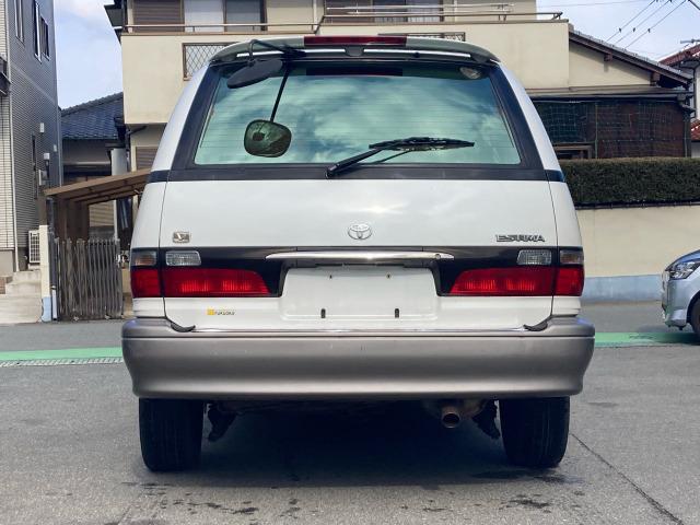 エスティマ Ｖ　パワーウィンドウ　パワーステアリング　サンルーフ　運転席エアバッグ　３列シート　ウォークスルー　フルフラット（6枚目）