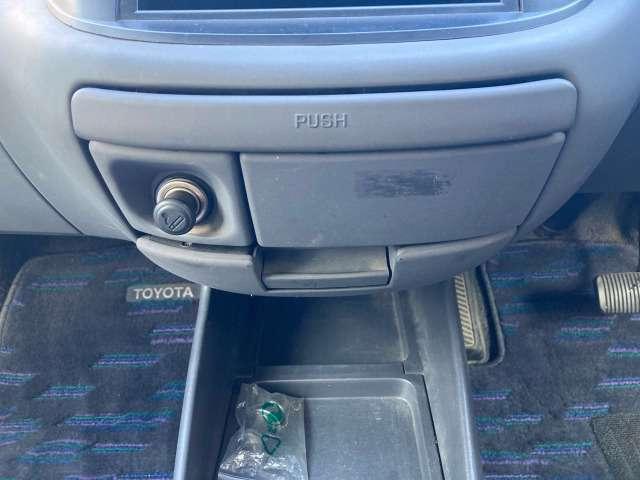 エスティマ Ｖ　パワーウィンドウ　パワーステアリング　サンルーフ　運転席エアバッグ　３列シート　ウォークスルー　フルフラット（61枚目）