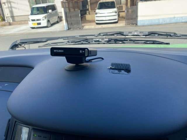 エスティマ Ｖ　パワーウィンドウ　パワーステアリング　サンルーフ　運転席エアバッグ　３列シート　ウォークスルー　フルフラット（62枚目）