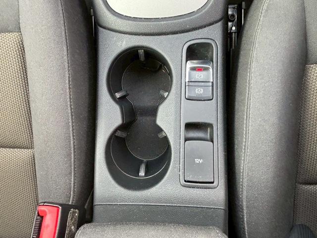 Ｑ３ ２．０ＴＦＳＩクワトロ２１１ＰＳ　４ＷＤ　☆ナビ☆ＴＶ☆バックカメラ☆車内綺麗☆（20枚目）