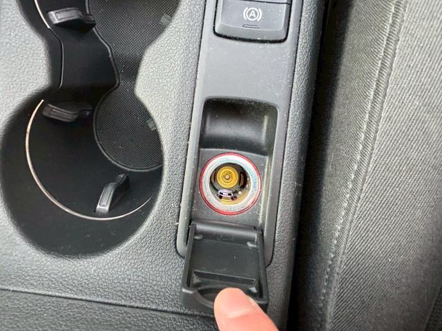 Ｑ３ ２．０ＴＦＳＩクワトロ２１１ＰＳ　４ＷＤ　☆ナビ☆ＴＶ☆バックカメラ☆車内綺麗☆（21枚目）