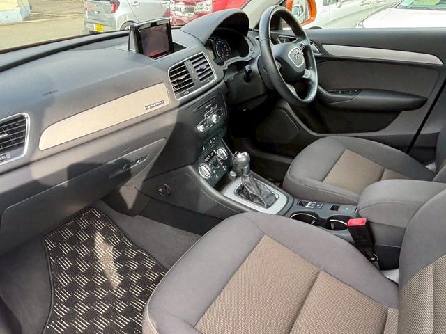 Ｑ３ ２．０ＴＦＳＩクワトロ２１１ＰＳ　４ＷＤ　☆ナビ☆ＴＶ☆バックカメラ☆車内綺麗☆（32枚目）