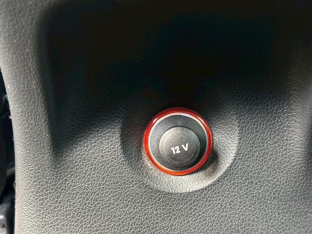 Ｑ３ ２．０ＴＦＳＩクワトロ２１１ＰＳ　４ＷＤ　☆ナビ☆ＴＶ☆バックカメラ☆車内綺麗☆（46枚目）