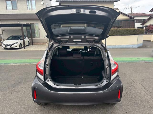 アクア Ｓ　ＴＶ＆ナビ　バックカメラ　ＥＴＣ　キーレスエントリー　プッシュスタート　盗難防止システム　アイドリングストップ　パワーステアリング　パワーウィンドウ　車検整備付き（47枚目）