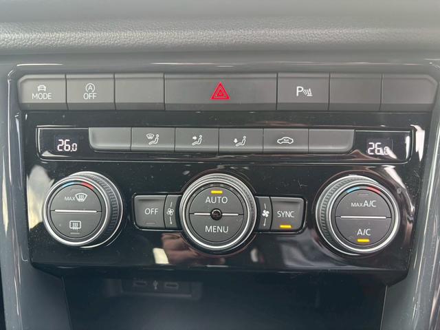 Ｔ－ロック ＴＤＩ　スポーツ　ＥＴＣ　電動リアゲート　バックカメラ　フロントカメラ　ドライブレコーダー　ＴＶ＆ナビ　ターボ　レーンアシスト　アダプティブクルーズコントロール　キーレスエントリー　スマートキー　ＡＷ１８インチ（15枚目）