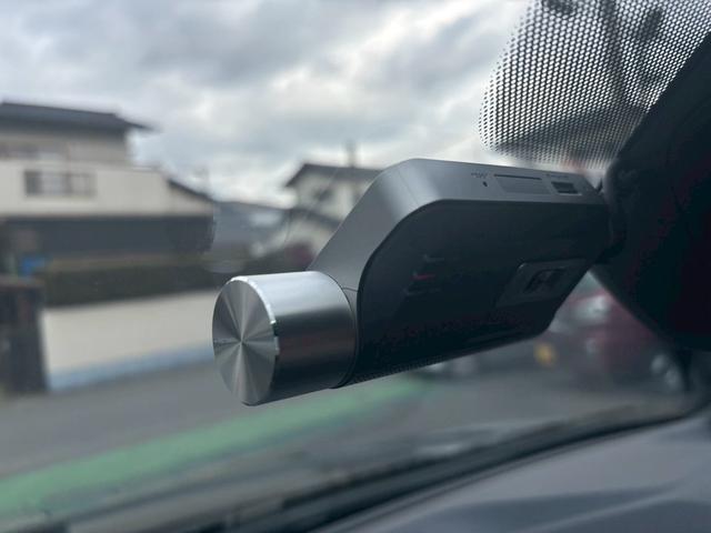 Ｔ－ロック ＴＤＩ　スポーツ　ＥＴＣ　電動リアゲート　バックカメラ　フロントカメラ　ドライブレコーダー　ＴＶ＆ナビ　ターボ　レーンアシスト　アダプティブクルーズコントロール　キーレスエントリー　スマートキー　ＡＷ１８インチ（27枚目）