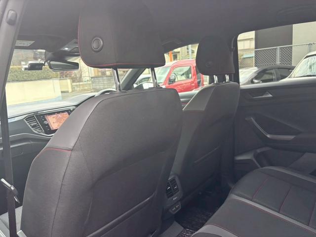 Ｔ－ロック ＴＤＩ　スポーツ　ＥＴＣ　電動リアゲート　バックカメラ　フロントカメラ　ドライブレコーダー　ＴＶ＆ナビ　ターボ　レーンアシスト　アダプティブクルーズコントロール　キーレスエントリー　スマートキー　ＡＷ１８インチ（44枚目）