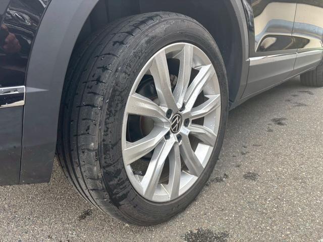 Ｔ－ロック ＴＤＩ　スポーツ　ＥＴＣ　電動リアゲート　バックカメラ　フロントカメラ　ドライブレコーダー　ＴＶ＆ナビ　ターボ　レーンアシスト　アダプティブクルーズコントロール　キーレスエントリー　スマートキー　ＡＷ１８インチ（71枚目）