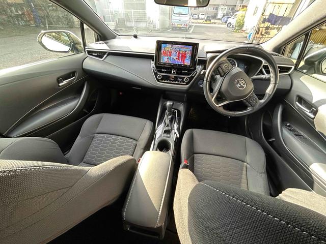 カローラスポーツ ハイブリッドＧ　禁煙車　純正８インチナビ地デジＴＶ　バックカメラ　Ｂｌｕｅｔｏｏｔｈ　ドライブレコーダー　ＥＴＣ　スマートキー　プッシュスターター　オートライト　ＬＥＤヘッドライト　トヨタセーフティーセンス（2枚目）