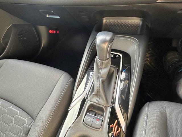 カローラスポーツ ハイブリッドＧ　禁煙車　純正８インチナビ地デジＴＶ　バックカメラ　Ｂｌｕｅｔｏｏｔｈ　ドライブレコーダー　ＥＴＣ　スマートキー　プッシュスターター　オートライト　ＬＥＤヘッドライト　トヨタセーフティーセンス（7枚目）