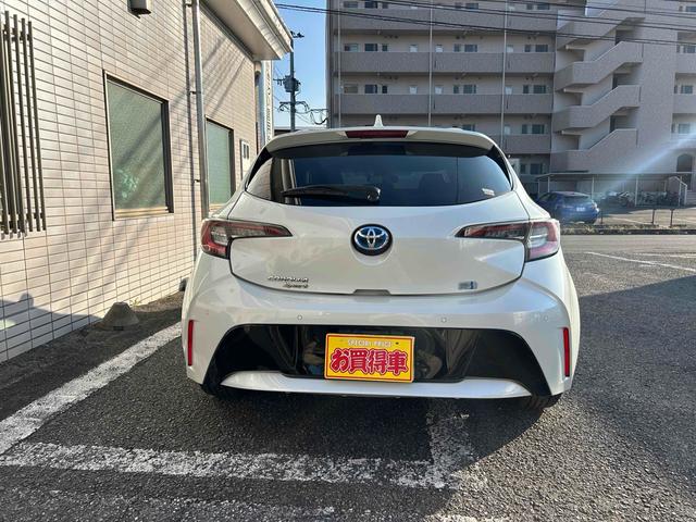 カローラスポーツ ハイブリッドＧ　禁煙車　純正８インチナビ地デジＴＶ　バックカメラ　Ｂｌｕｅｔｏｏｔｈ　ドライブレコーダー　ＥＴＣ　スマートキー　プッシュスターター　オートライト　ＬＥＤヘッドライト　トヨタセーフティーセンス（17枚目）