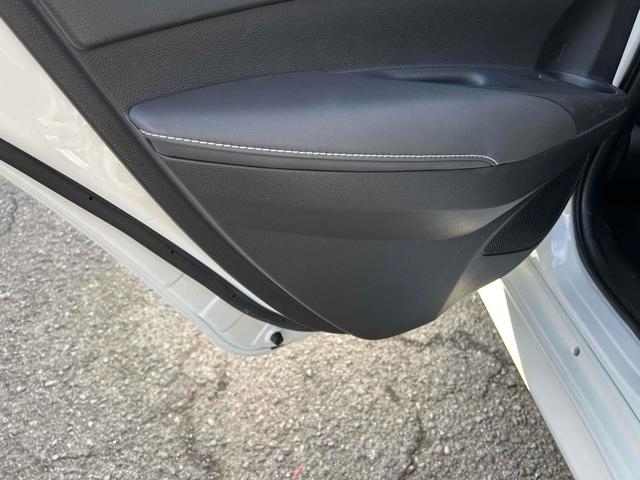 カローラスポーツ ハイブリッドＧ　禁煙車　純正８インチナビ地デジＴＶ　バックカメラ　Ｂｌｕｅｔｏｏｔｈ　ドライブレコーダー　ＥＴＣ　スマートキー　プッシュスターター　オートライト　ＬＥＤヘッドライト　トヨタセーフティーセンス（37枚目）