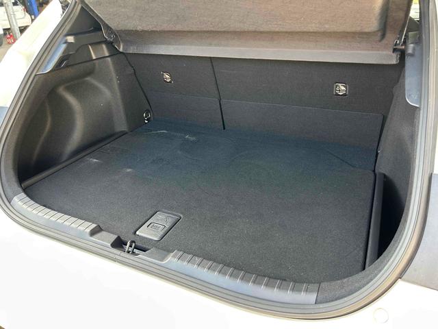 カローラスポーツ ハイブリッドＧ　禁煙車　純正８インチナビ地デジＴＶ　バックカメラ　Ｂｌｕｅｔｏｏｔｈ　ドライブレコーダー　ＥＴＣ　スマートキー　プッシュスターター　オートライト　ＬＥＤヘッドライト　トヨタセーフティーセンス（40枚目）