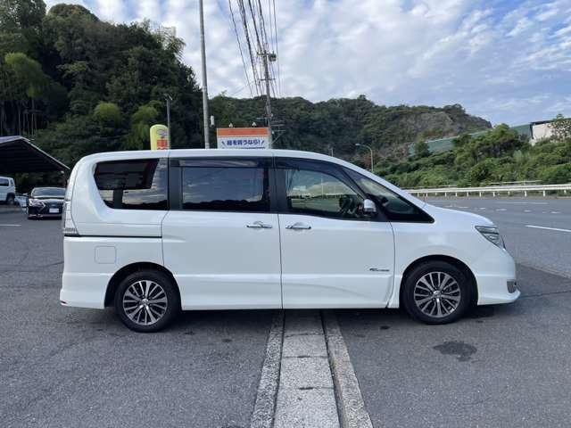 セレナ ハイウェイスター　Ｖセレ＋セーフティＩＩ　ＳＨＶ　メーカーＯＰデカナビ　リヤフリップダウンモニター　両側電動スライドドア　アラウンドビューモニター　クリアランスソナー　ＬＥＤライト（8枚目）