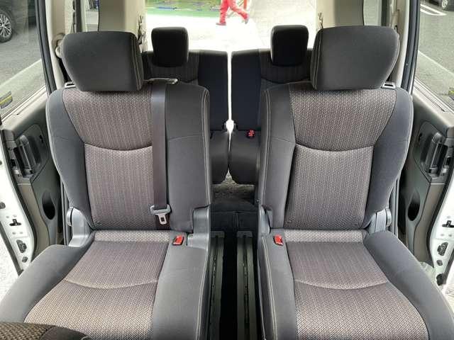 セレナ ハイウェイスター　Ｖセレ＋セーフティＩＩ　ＳＨＶ　メーカーＯＰデカナビ　リヤフリップダウンモニター　両側電動スライドドア　アラウンドビューモニター　クリアランスソナー　ＬＥＤライト（27枚目）