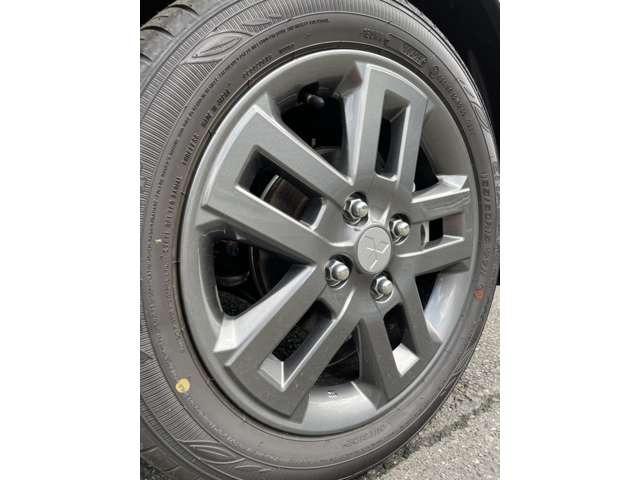 デリカミニ Ｔ　プレミアム　届出済未使用車　アラウンドビューモニター　両側電動スライドドア　ヒルディセントコントロール　オートマチックハイビーム　アダプティブクルーズコントロール（18枚目）