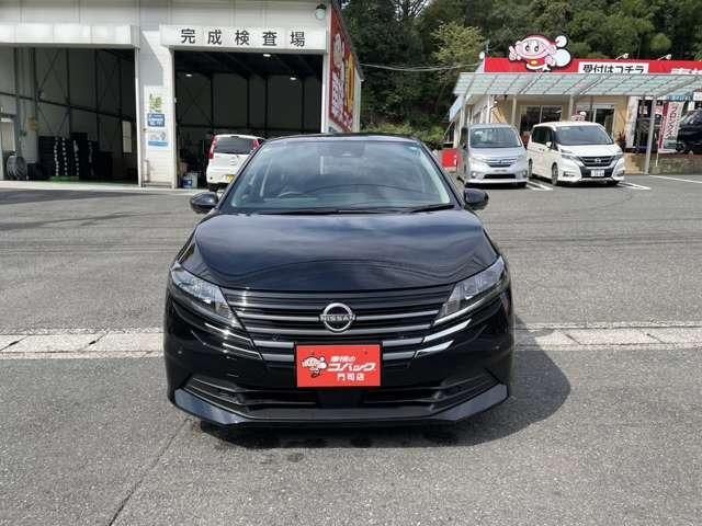 ノート Ｘ　純正ナビ　エマージェンシーブレーキ　禁煙車　アラウンドビューモニター　オートマチックハイビーム　アイドリングストップ　ＬＥＤライト（5枚目）