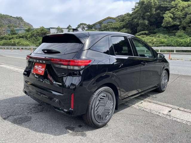 ノート Ｘ　純正ナビ　エマージェンシーブレーキ　禁煙車　アラウンドビューモニター　オートマチックハイビーム　アイドリングストップ　ＬＥＤライト（10枚目）