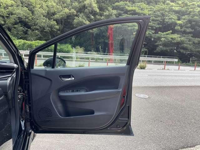 ノート Ｘ　純正ナビ　エマージェンシーブレーキ　禁煙車　アラウンドビューモニター　オートマチックハイビーム　アイドリングストップ　ＬＥＤライト（29枚目）