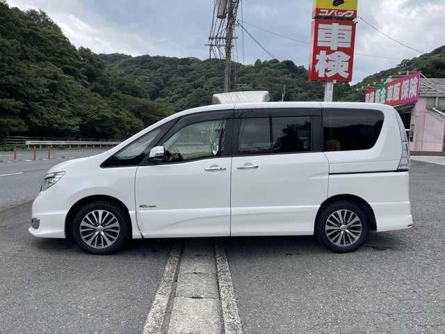 セレナ ハイウェイスター　Ｖセレ＋セーフティ　ＳＨＶ　Ａセフ　フルセグナビ　フリップダウンモニター　両側電動スライドドア　ＬＥＤヘッドランプ　クルーズコントロール　バックカメラ　ＥＴＣ（9枚目）