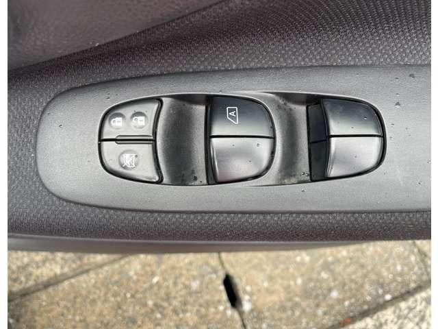 セレナ ハイウェイスター S-ハイブリッド 純正メモリーナビ バックカメラ 電動スライドドア アイドリングストップ スマートキー プッシュスタート セキュリティー クルーズコントロール(34枚目)