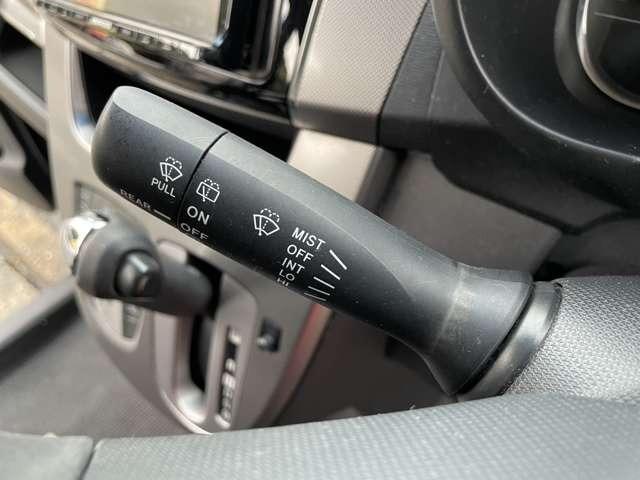 ムーヴ カスタム　Ｘ　ＳＡ　フルセグメモリーナビ　プッシュスタート　スマートアシスト　ＥＴＣ　ミュージックプレイヤー接続可　ベンチシート　純正アルミホイール（20枚目）