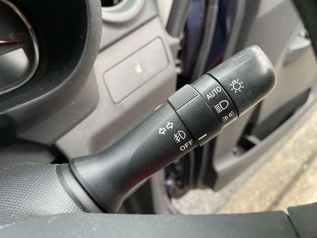 ムーヴ カスタム　Ｘ　ＳＡ　フルセグメモリーナビ　プッシュスタート　スマートアシスト　ＥＴＣ　ミュージックプレイヤー接続可　ベンチシート　純正アルミホイール（21枚目）