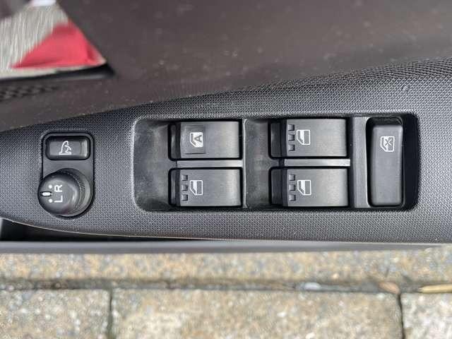 ムーヴ カスタム　Ｘ　ＳＡ　フルセグメモリーナビ　プッシュスタート　スマートアシスト　ＥＴＣ　ミュージックプレイヤー接続可　ベンチシート　純正アルミホイール（25枚目）