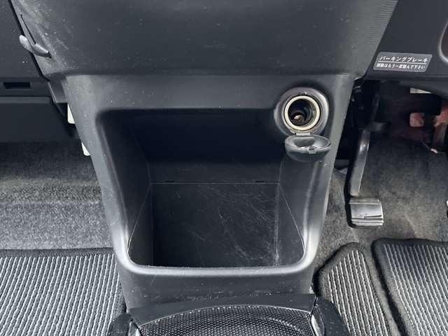 ムーヴ カスタム　Ｘ　ＳＡ　フルセグメモリーナビ　プッシュスタート　スマートアシスト　ＥＴＣ　ミュージックプレイヤー接続可　ベンチシート　純正アルミホイール（29枚目）