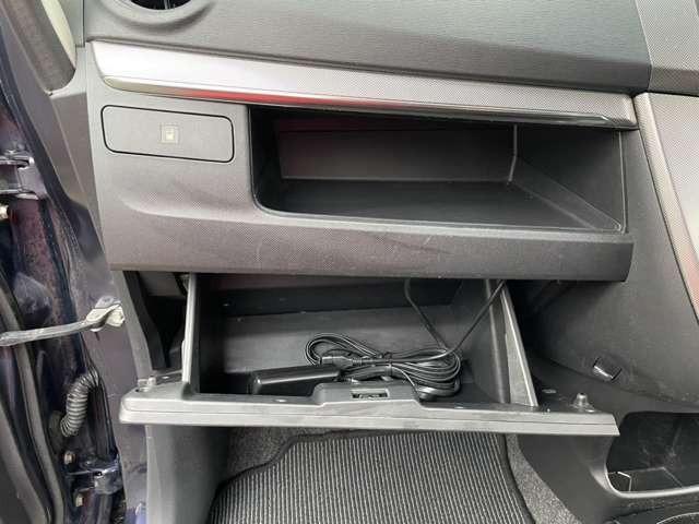 ムーヴ カスタム　Ｘ　ＳＡ　フルセグメモリーナビ　プッシュスタート　スマートアシスト　ＥＴＣ　ミュージックプレイヤー接続可　ベンチシート　純正アルミホイール（32枚目）