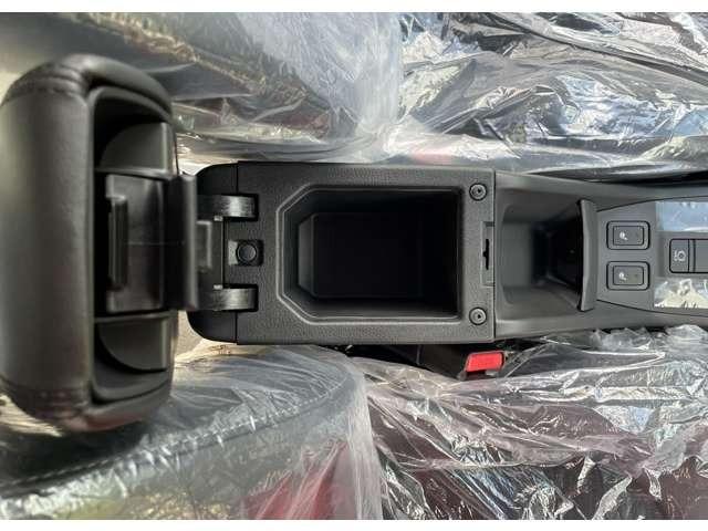 フロンクス ベースグレード 純正9インチナビ フルセグTV HDMI LEDヘッドライト スマートキー プッシュスタート セキュリティー オートマチックハイビーム アイドリングストップ(50枚目)