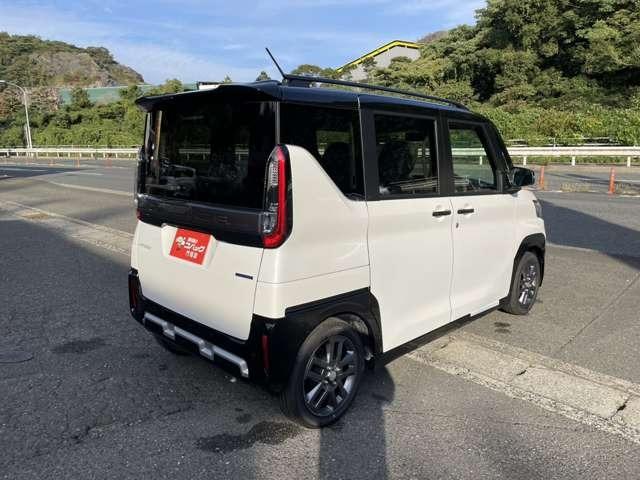 デリカミニ T プレミアム ルーフレール デジタルインナーミラー 全方位カメラ LEDヘッドライト シートヒーター 両側パワースライドドア アイドリングストップ(10枚目)