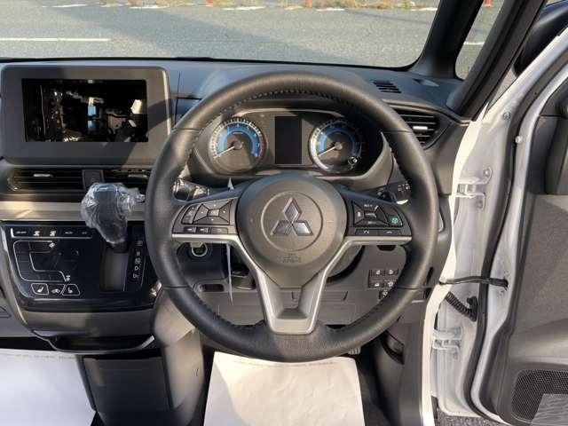 デリカミニ T プレミアム ルーフレール デジタルインナーミラー 全方位カメラ LEDヘッドライト シートヒーター 両側パワースライドドア アイドリングストップ(21枚目)