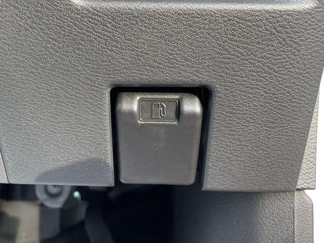 デリカミニ T プレミアム ルーフレール デジタルインナーミラー 全方位カメラ LEDヘッドライト シートヒーター 両側パワースライドドア アイドリングストップ(30枚目)