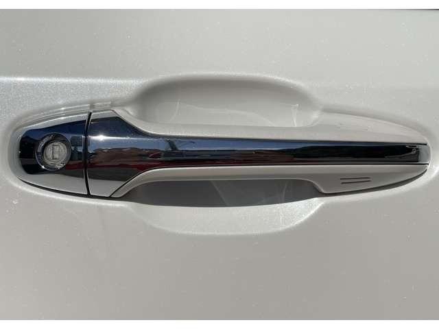 クラウンハイブリッド アスリートＳ　ブラックスタイル　純正ナビ　フルセグＴＶ　バックカメラ　クルコン　ＬＥＤヘッドライト　ＥＴＣ　アイドリングストップ　パワーシート　シートヒーター（17枚目）